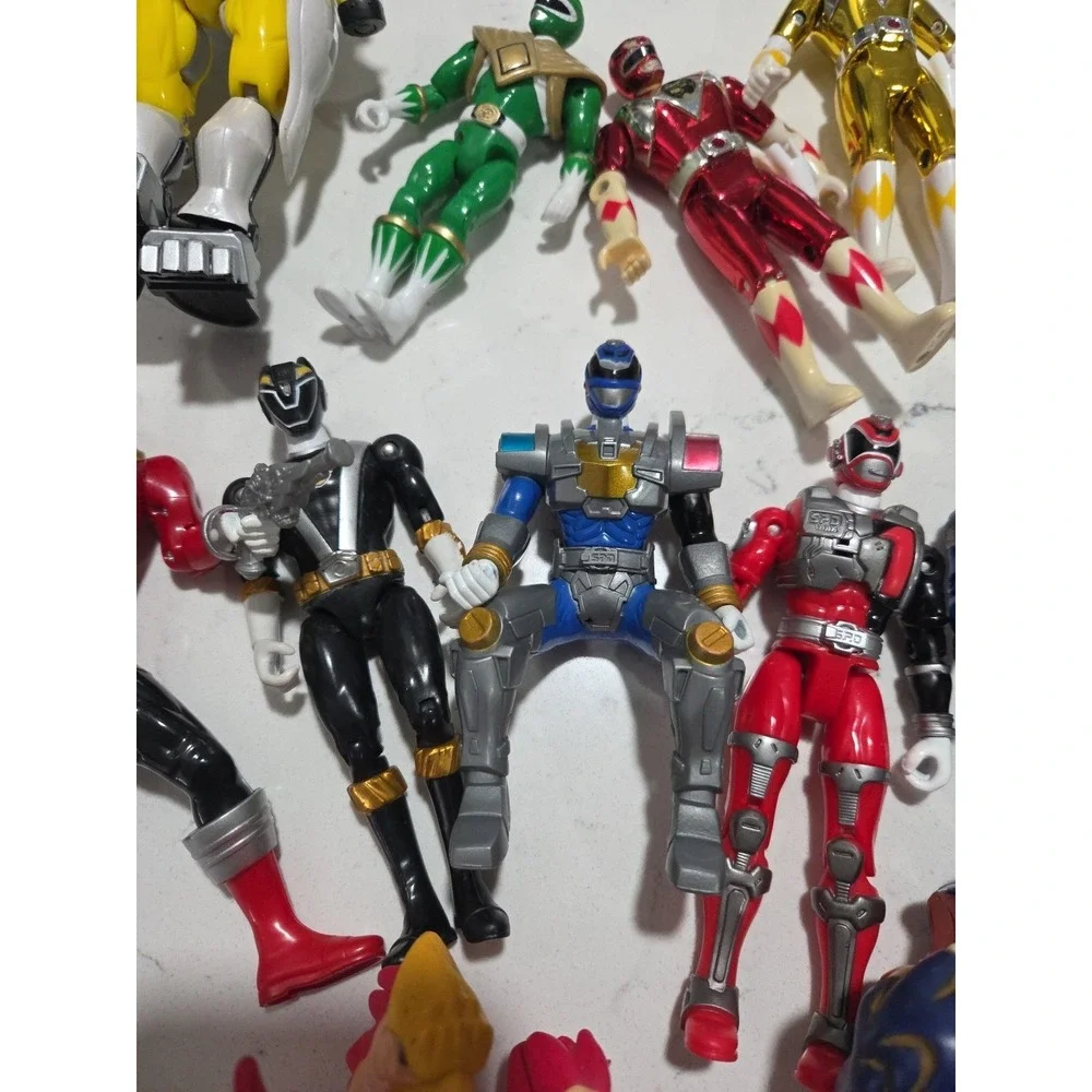 Power Rangers Action Figures Lot Mix Of 17
